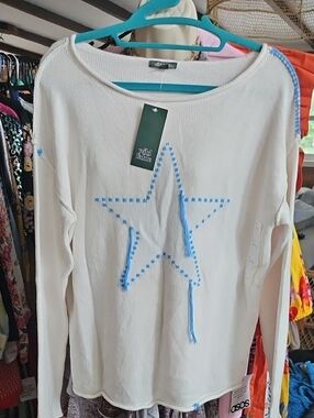 NWT Wild Fable Cream Knit Sweater with Light Blue Star